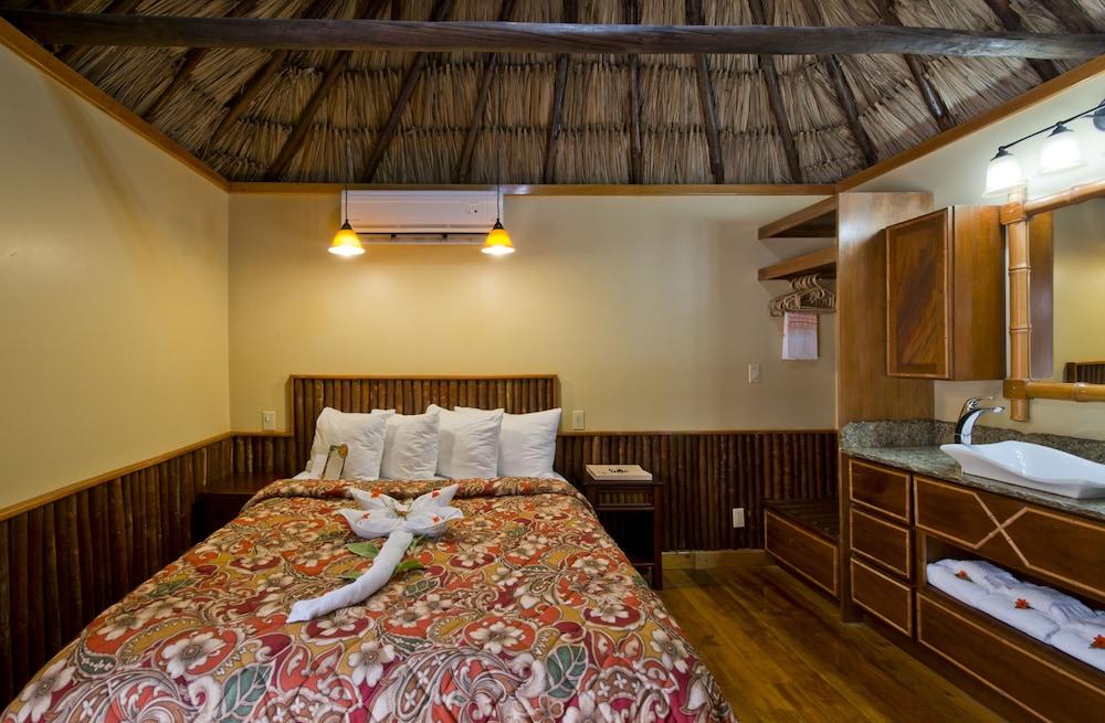 Ramons Village Resort San Pedro  Esterno foto