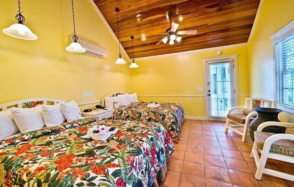 Ramons Village Resort San Pedro  Esterno foto
